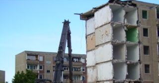 Демонтаж 5 этажного дома Коркино, цена от 3714 руб.
