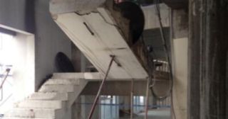 Демонтаж лестницы Коркино, цена от 2982 руб.