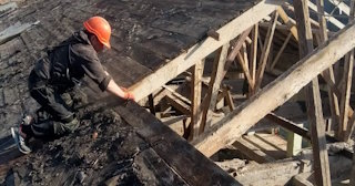 Профессиональный демонтаж стропильной системы от Сварной-Крк в Коркино от 576 рублей.