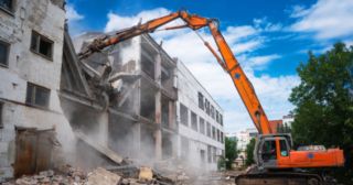Промышленный демонтаж зданий Коркино, цена от 2982 руб.