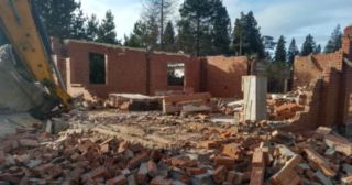 Демонтаж 1 этажного дома Коркино, цена от 1622 руб.