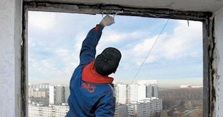 Демонтаж остекления балкона в Коркино - цена от 576 руб. - Сварной-Крк
