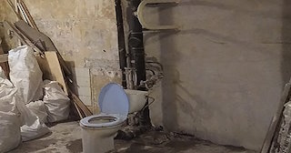Демонтаж сантехкабины в панельном доме - цена от 1047 рублей | Сварной-Крк